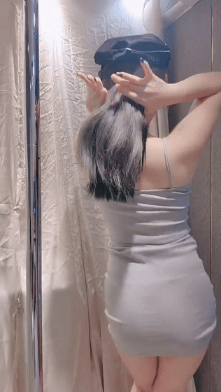 ✨絕對女神~【小飄飄】顔值逆天身材炸裂~熱舞掰穴道具狂嗨